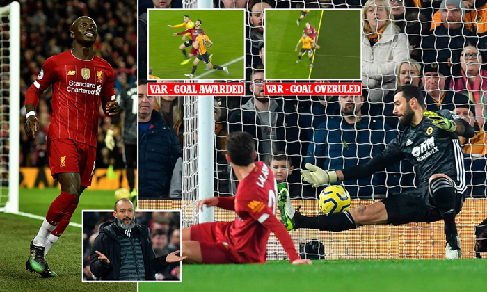 VAR ảnh hưởng thế n&agrave;o tới cuộc đua v&ocirc; địch Ngoại hạng Anh 2019/20?