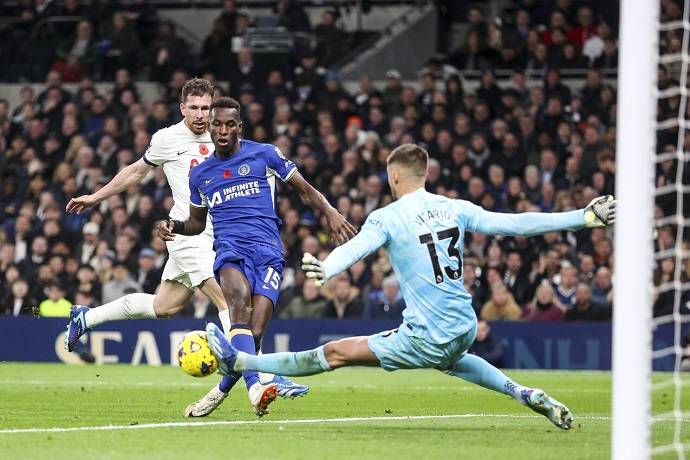 Nhận định, soi k&egrave;o Chelsea với Tottenham, 1h30 ng&agrave;y 3/5: B&aacute;m đuổi