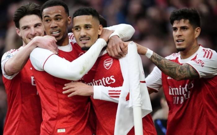 Báo động đỏ về tình trạng chấn thương của Arsenal