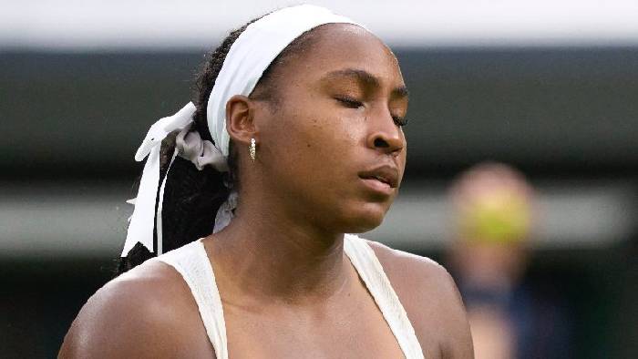 Địa chấn ở Wimbledon 2025: Đương kim v&ocirc; địch Roland Garros bị loại ngay tại v&ograve;ng 1