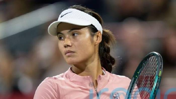 Naomi Osaka vào vòng 4 Canadian Open, Raducanu bị loại