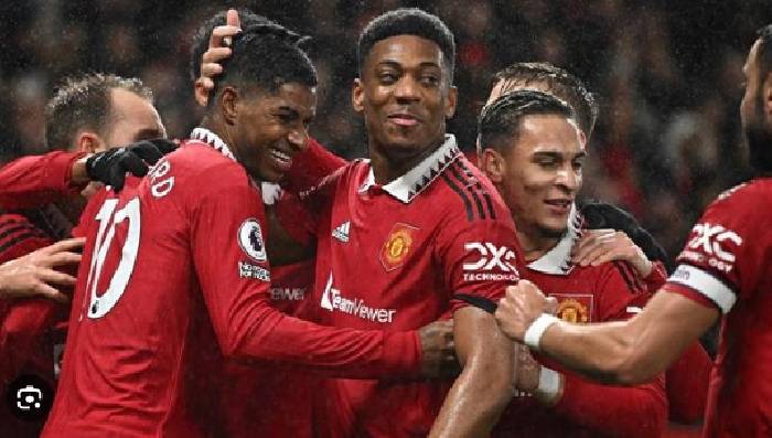 CHÍNH THỨC : 'Báu vật trăm năm' rời M.U, gia nhập đội bóng vô danh