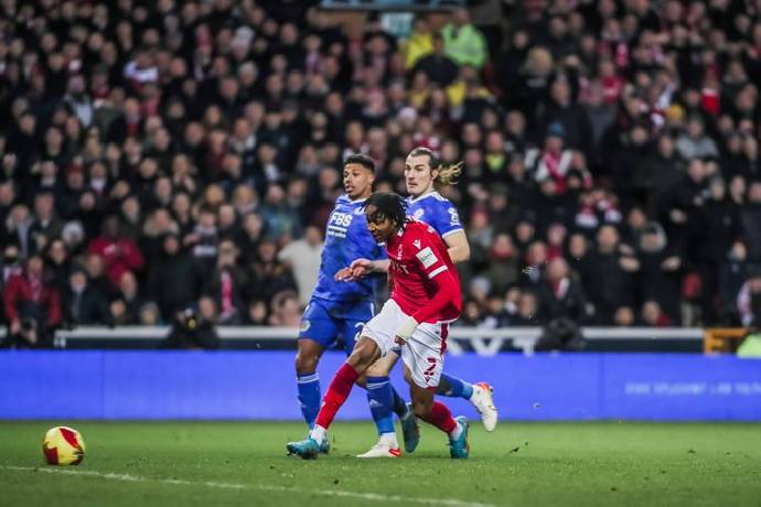 Ph&acirc;n t&iacute;ch k&egrave;o hiệp 1 Leicester vs Nottingham Forest, 2h ng&agrave;y 4/10