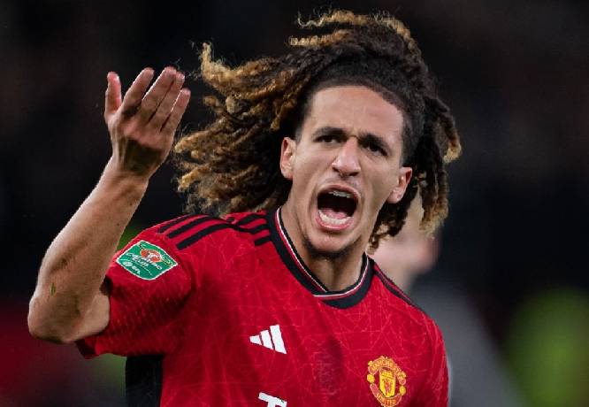 Không phải tân binh đắt giá Mount, MU có thể đặt niềm tin vào sao mai này