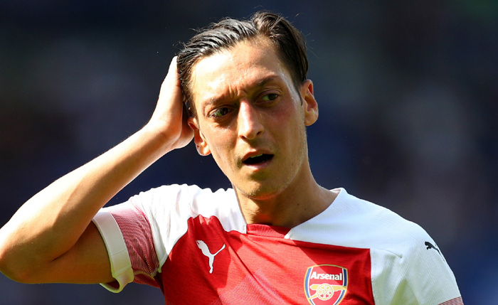 Tin chuyển nhượng h&ocirc;m nay 3/1: Tương lai Oezil tại Arsenal được s&aacute;ng tỏ