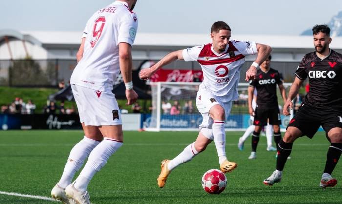 Nhận định, soi k&egrave;o Al-Fayha vs Al-Kholood, 21h55 ng&agrave;y 3/1: Kh&aacute;ch c&uacute;i đầu ra về