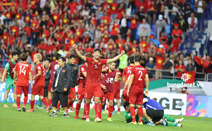 Gần 50 tỷ đồng tiền thưởng của ĐT Việt Nam từ AFF Cup chưa được giải ng&acirc;n