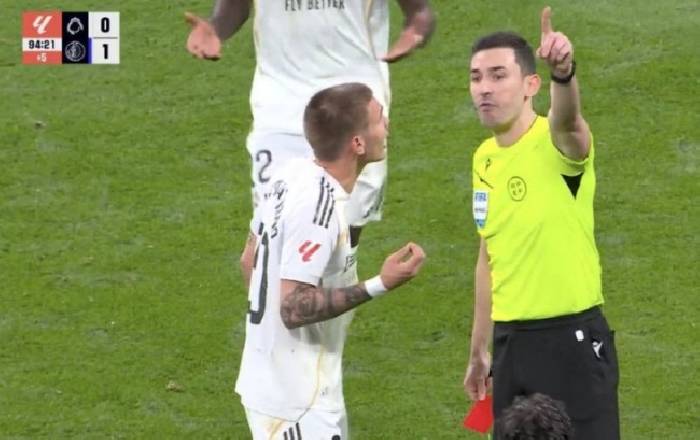 Real Madrid chịu đòn đau sau trận thua sốc Getafe