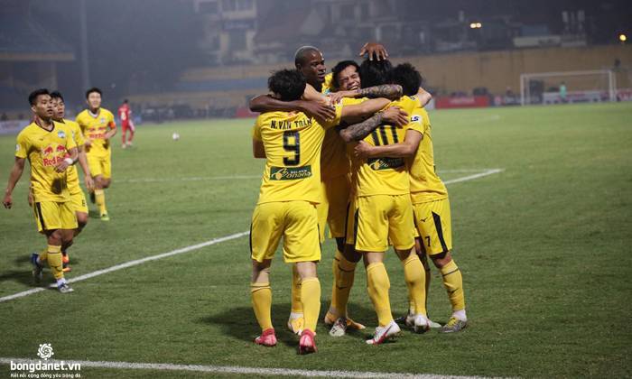 Lần gần nhất giữ sạch lưới 4 trận liên tiếp, HAGL xếp hạng mấy V-League?