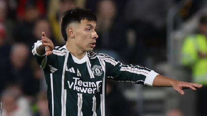 MU mất Lisandro Martinez và Lindelof ít nhất 1 tháng