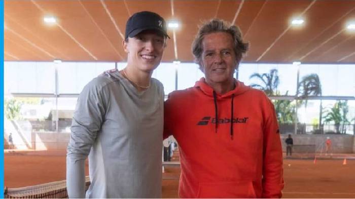 Swiatek x&aacute;c nhận hợp t&aacute;c với cựu huấn luyện vi&ecirc;n của Nadal