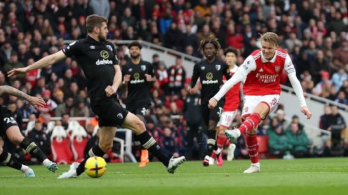 Soi k&egrave;o phạt g&oacute;c Arsenal với Bournemouth, 18h30 ng&agrave;y 4/5
