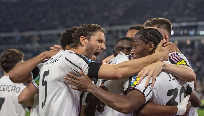 Kèo vàng bóng đá Juventus vs Hellas Verona, 23h00 ngày 3/5: Rớt đài