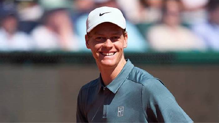 Sinner chính thức phá kỷ lục của Federer, Djokovic và Nadal
