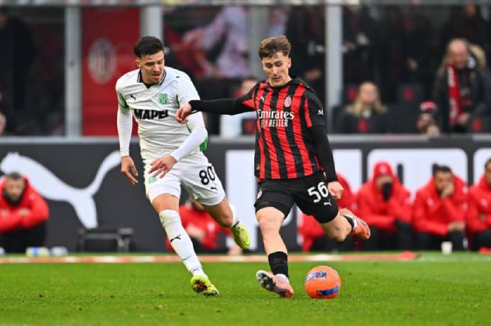 Soi kèo góc Sassuolo vs AC Milan, 20h00 ngày 03/05