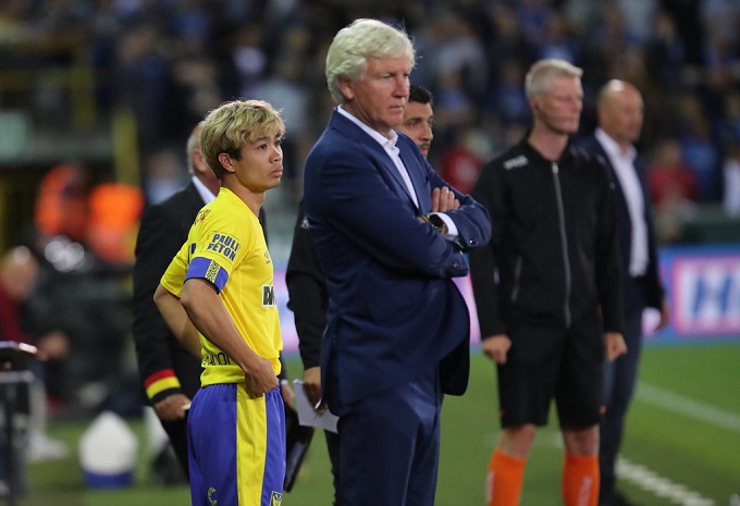 Thầy Công Phượng thừa nhận cay đắng sau trận thua đậm Club Brugge