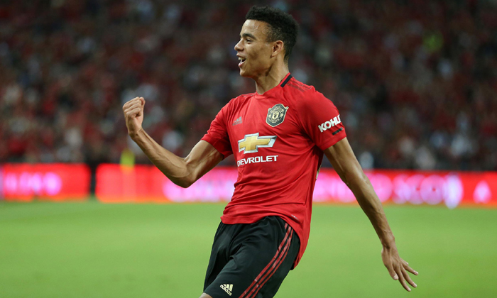MU tăng lương gấp hơn 30 lần để 'tr&oacute;i ch&acirc;n' Mason Greenwood