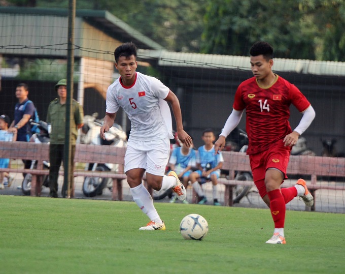 Kết quả ĐT Việt Nam vs U22 Việt Nam (16h, 3/10): Cơ hội cho t&acirc;n binh