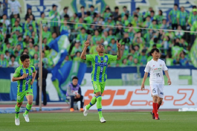 Nhận định b&oacute;ng đ&aacute; Shonan Bellmare vs Gamba Osaka, 14h ng&agrave;y 3/11: Xuống dốc kh&ocirc;ng phanh