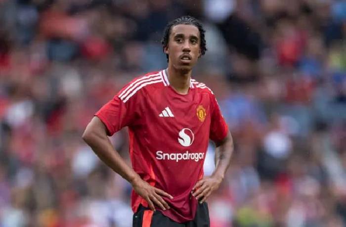 HLV Amorim b&aacute;o tin vui cho MU trước trận gặp Arsenal