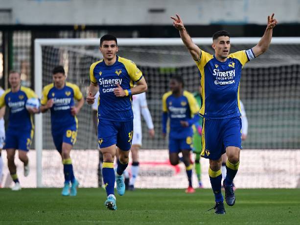 Soi kèo phạt góc Torino vs Verona, 20h30 ngày 4/1