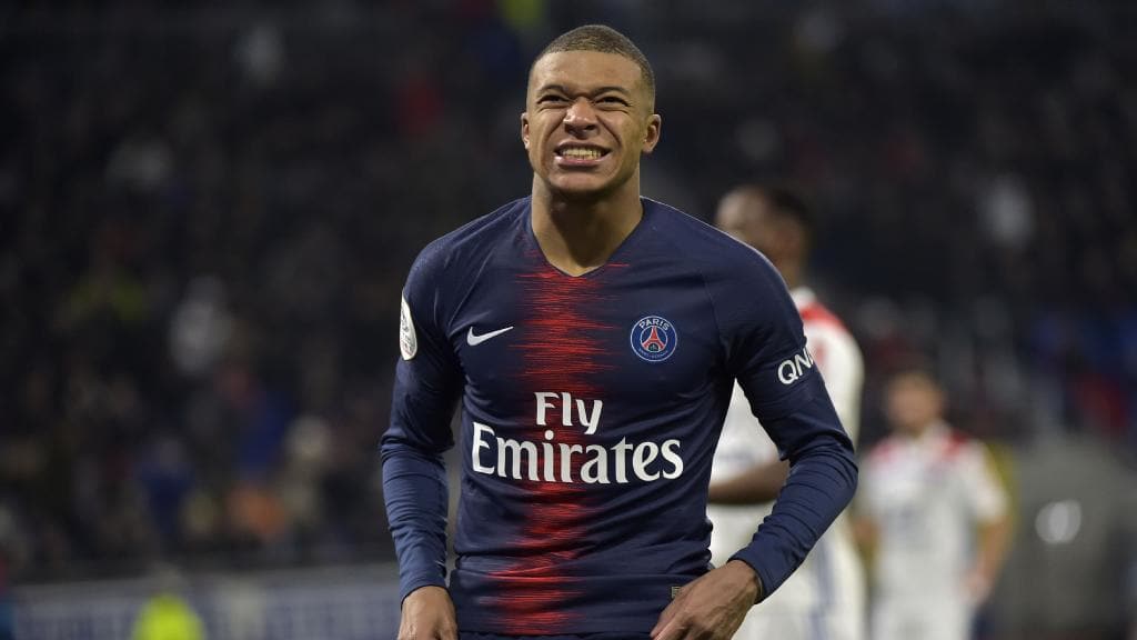 Mbappe gửi thông điệp bất ngờ tới MU sau thất bại của PSG