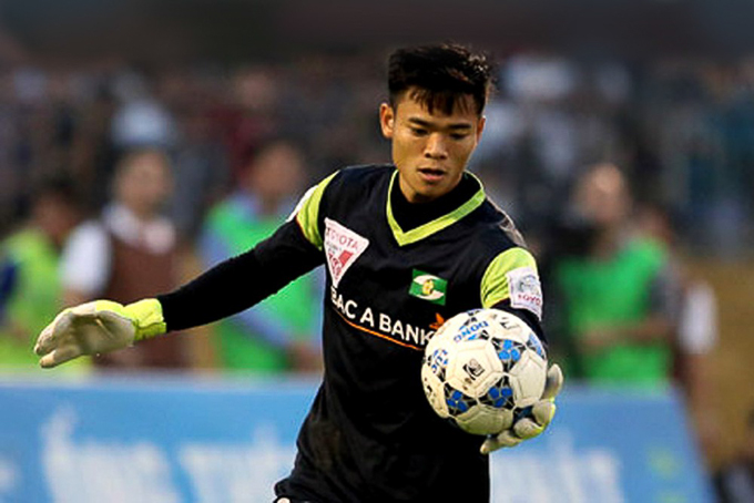 V&ograve;ng 4 V-League 2019: SLNA đ&oacute;n trụ cột h&agrave;ng thủ trước đại chiến H&agrave; Nội FC