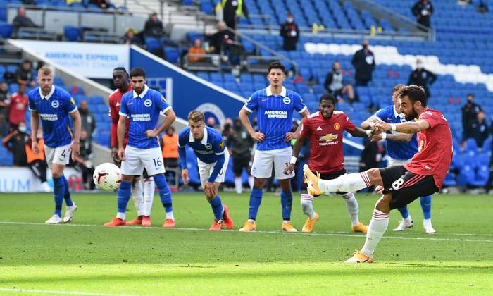 Tiếng n&oacute;i lịch sử: Trận MU vs Brighton sẽ c&oacute; penalty?