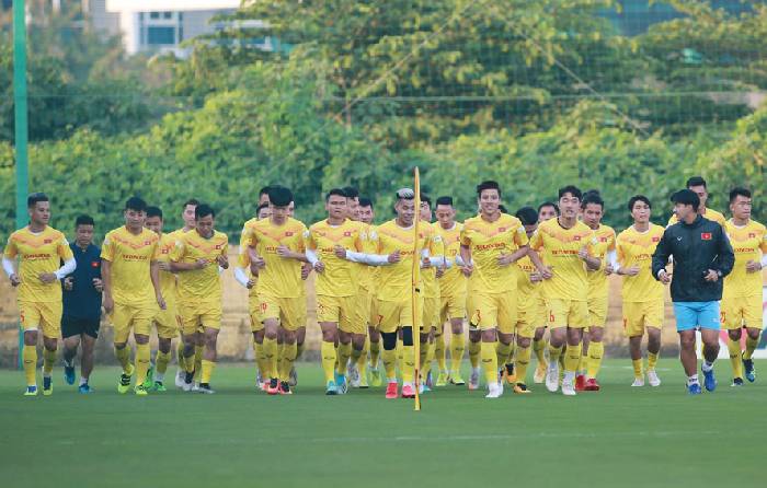 Tuyển Việt Nam hủy lịch tập Quy Nhơn vì dịch COVID-19