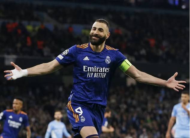 Đội h&igrave;nh ra s&acirc;n ch&iacute;nh thức Real Madrid vs Man City, 2h ng&agrave;y 5/5