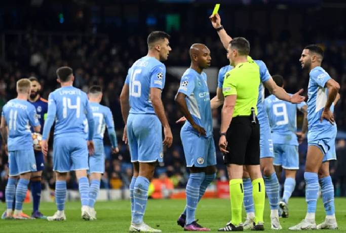 Dự đo&aacute;n, soi k&egrave;o thẻ v&agrave;ng Real Madrid vs Man City, 2h ng&agrave;y 5/5