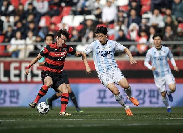 Nhận định, soi kèo Ulsan HD FC vs Pohang Steelers, 14h30 ngày 5/5: 3 điểm nhọc nhằn