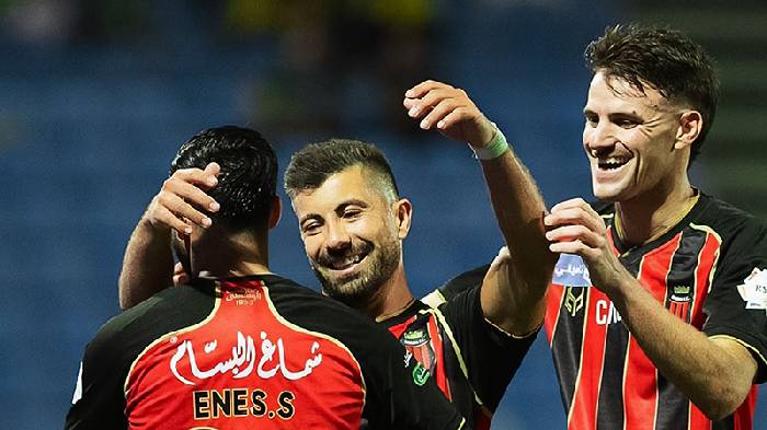 Kèo vàng bóng đá Al Fayha vs Al Riyadh, 23h10 ngày 4/5: Dễ hòa