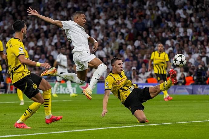 Siêu máy tính dự đoán Real Madrid vs Dortmund, 3h00 ngày 6/7