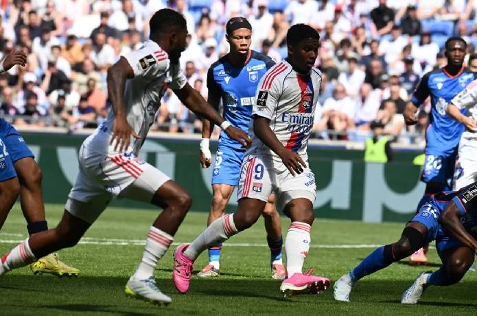 Soi kèo góc Lyon vs Auxerre, 00h00 ngày 05/09