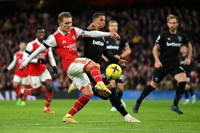 Soi kèo góc Arsenal vs West Ham, 21h00 ngày 4/10