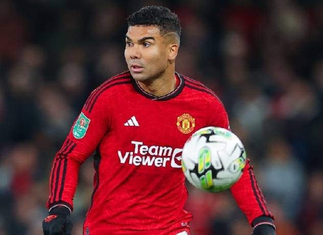 Casemiro hết hạn sử dụng?