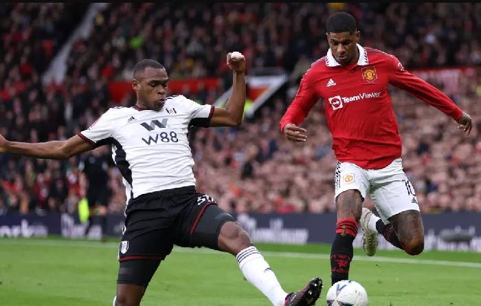 Soi k&egrave;o phạt g&oacute;c Fulham vs MU, 19h30 ng&agrave;y 4/11