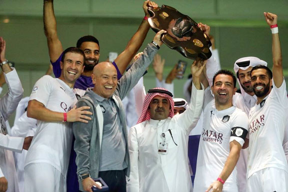 Huyền thoại Xavi gi&agrave;nh chức v&ocirc; địch ở tuổi 39