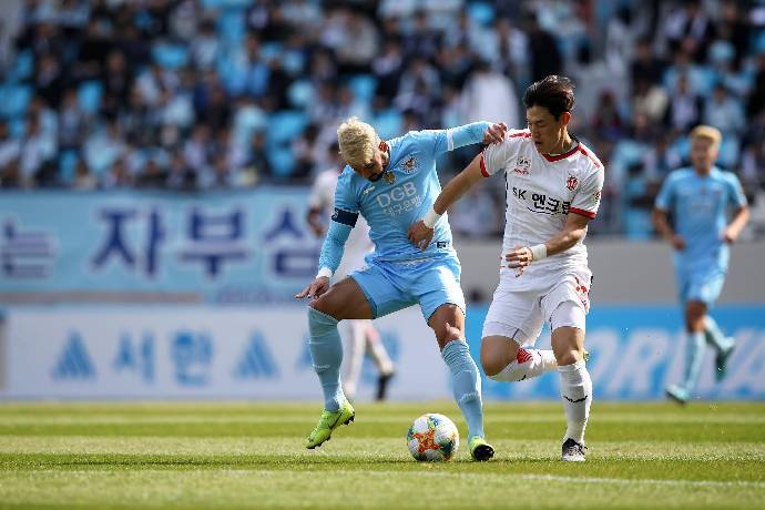 Nhận định, soi k&egrave;o Jeju United FC với Daegu FC, 12h00 ng&agrave;y 6/5: Chủ nh&agrave; tiếp tục ch&igrave;m