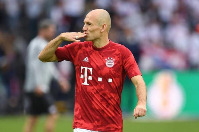 Arjen Robben tuy&ecirc;n bố treo gi&agrave;y ở tuổi 35