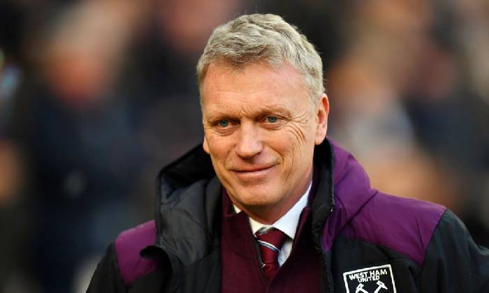 Cố gắng giải cứu bộ đôi M.U, Sir Moyes có nguy cơ 'bay màu'