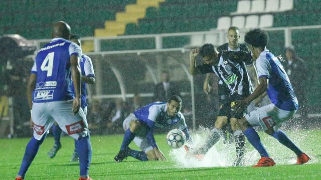 Nhận định b&oacute;ng đ&aacute; Sao Bento vs Figueirense, 04h45 ng&agrave;y 7/9: Kh&aacute;ch trắng tay