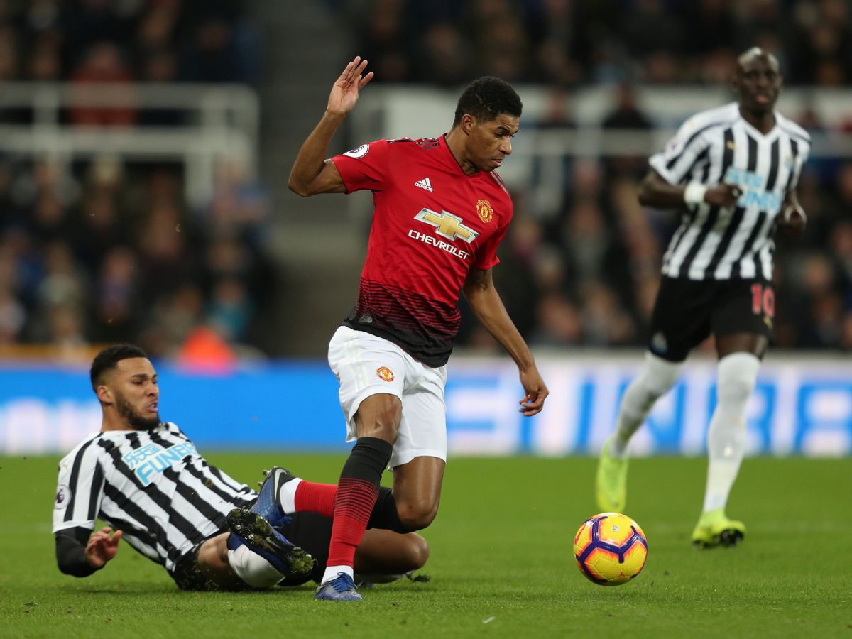 Dự đoán Newcastle vs MU (22h30 6/10) bởi Alan Shearer