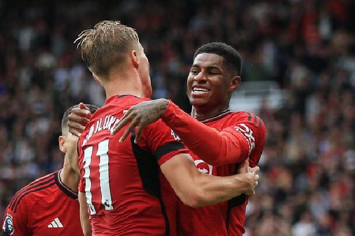 Rashford hoá người 'vô hình', M.U chốt 'đối tác 24 củ' cho Hojlund