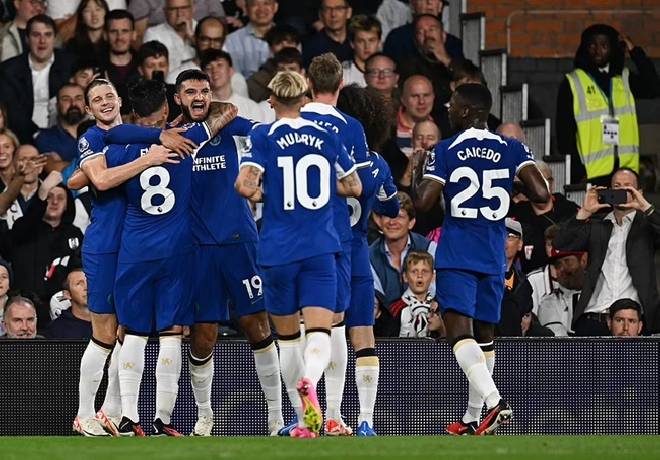 Trò cười! Sao Chelsea bị FA cấm thi đấu dù đang ... chấn thương