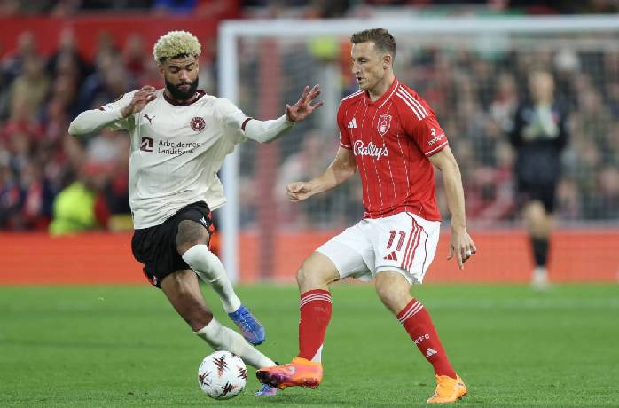 Soi kèo góc Newcastle vs Nottingham, 20h00 ngày 05/10