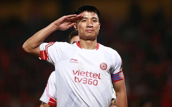 Bùi Tiến Dũng – Phẩm chất của anh lính đá bóng