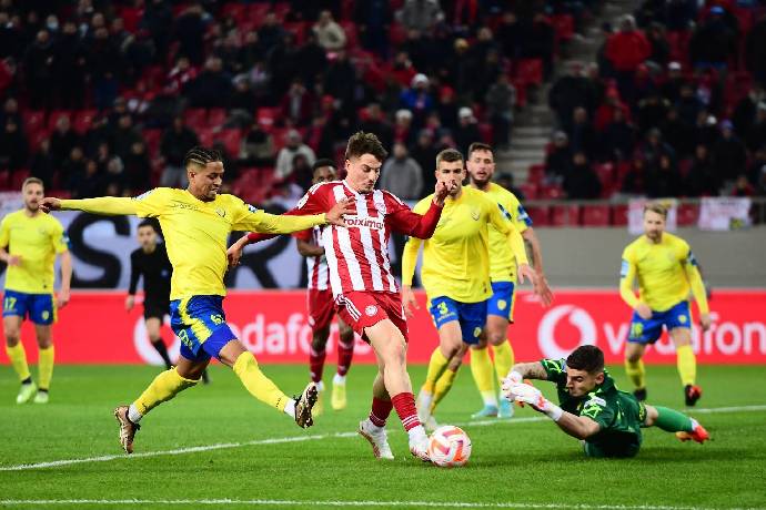 Soi k&egrave;o g&oacute;c Panetolikos vs Olympiacos, 22h59 ng&agrave;y 6/1