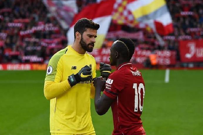 Th&ocirc;ng tin lực lượng, đội h&igrave;nh dự kiến Liverpool vs Man City: Alisson, Mane t&aacute;i xuất